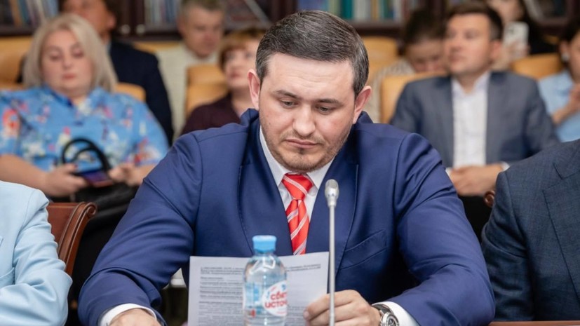 RT: глава ФПБК Бородин призвал лишать иноагентов гражданства