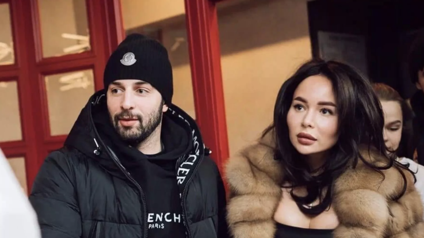 Российский хоккеист судится с бывшей женой за сумку, которую они вместе покупали ей на день рождения