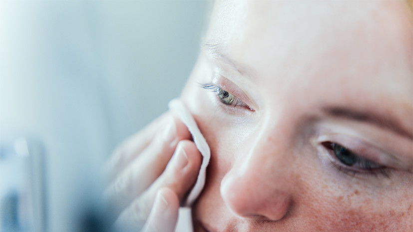 Косметолог Троицкая рассказала о вреде чрезмерного очищения кожи лица