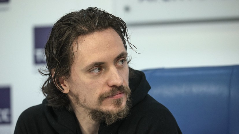 Полунин после новостей о лишении его гражданства Украины показал тату с Путиным