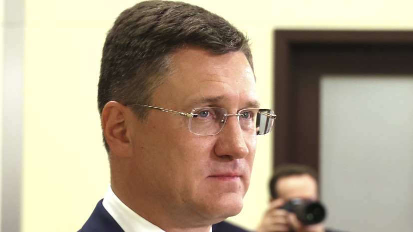 Новак заявил о планах совершенствовать формат нефтяной сделки ОПЕК+