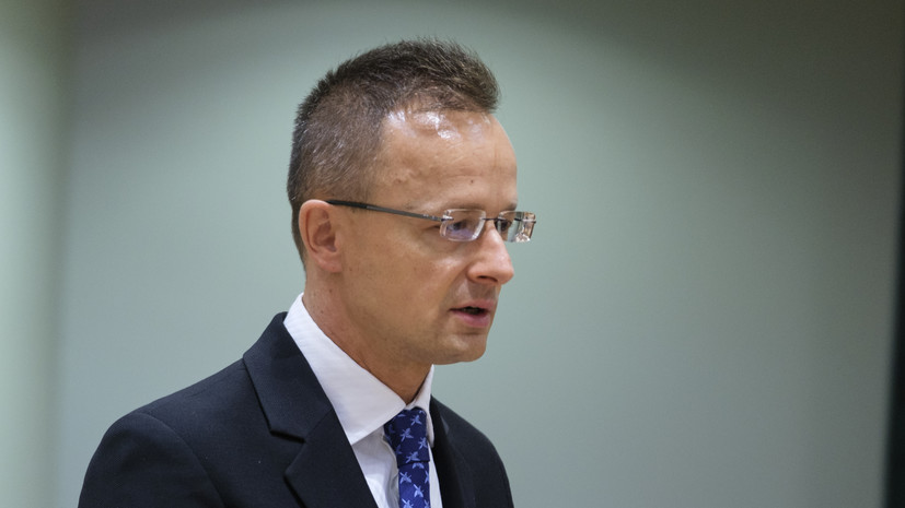 Сийярто заявил, что Венгрия гарантирует беспрепятственное передвижение Путина