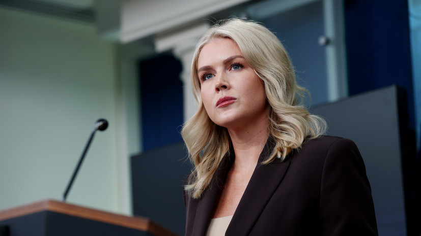 Пресс-секретарь Белого дома Левитт нахамила журналисту из-за вопроса о Будапеште