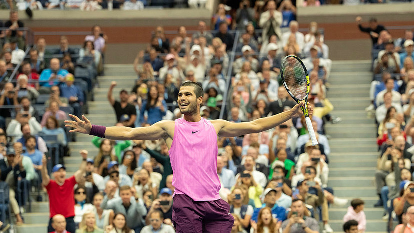 Синнер победил Алькараса в финале «Шлема шести королей» в Саудовской Аравии