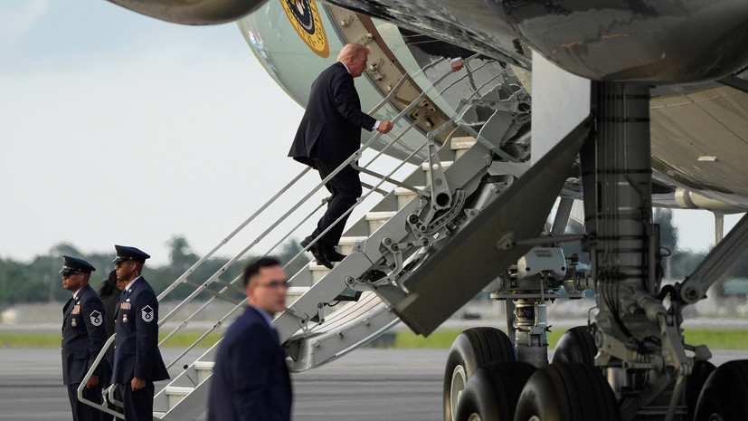 Fox News: Трамп покинул Флориду при повышенных мерах безопасности