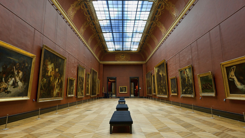 BFMTV: Лувр объявил об открытии музея после ограбления