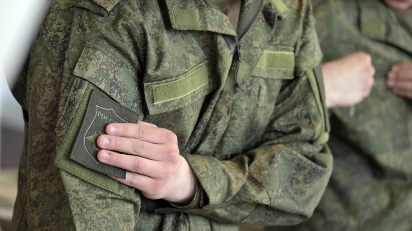 Госдума приняла поправки к закону о призыве на службу в течение года