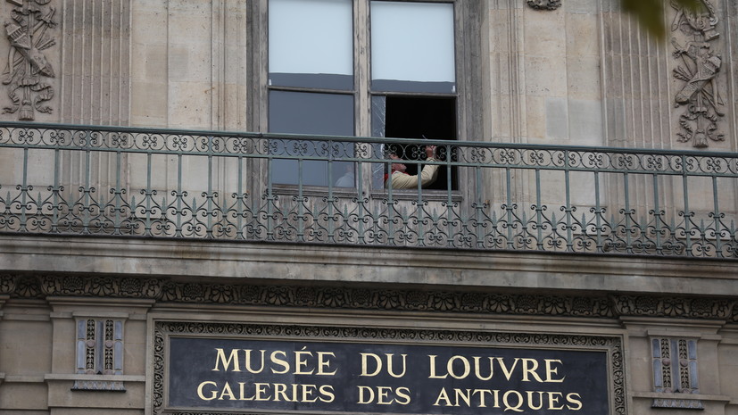 Похититель картины Рембрандта призвал грабителей Лувра продать украденное музею