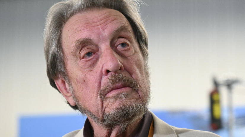 Отец Илона Маска заявил, что его впечатлила Казань