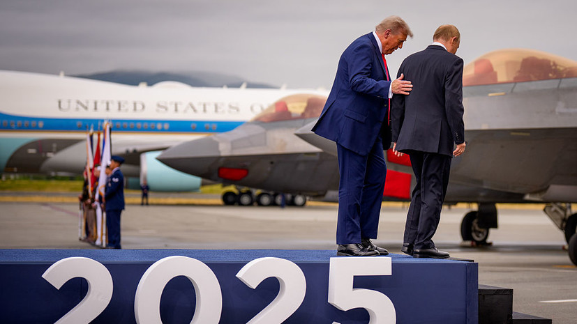 Меркурис: Трамп не уверен во встрече с Путиным из-за споров между советниками