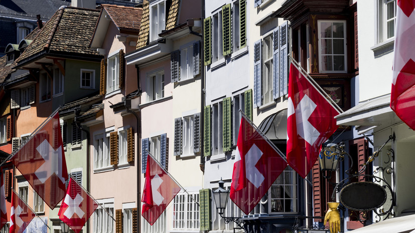 Швейцария ограничила возможность для беженцев с Украины выезжать на родину