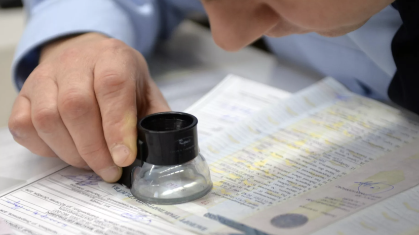 Автоэксперт: за просрочку постановки авто на учёт можно лишиться прав