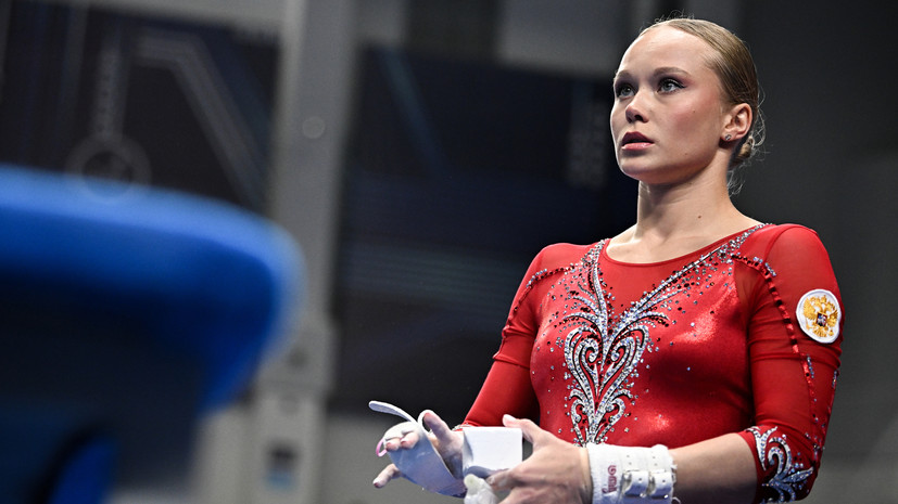 Гимнастка Мельникова завоевала золото чемпионата мира в индивидуальном многоборье