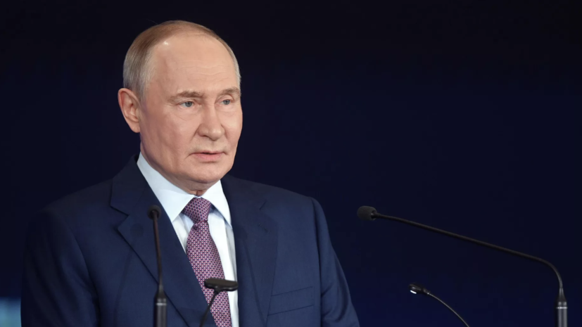 Путин сказал, что обсудил с Трампом влияние ситуации с поставками нефти на цены