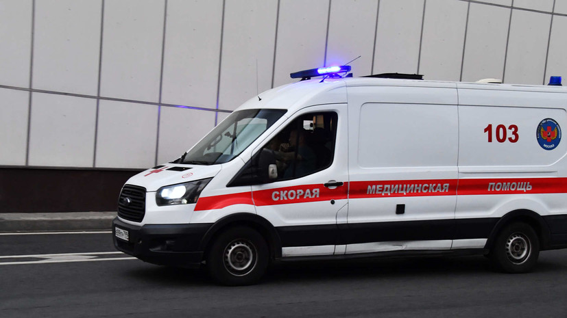 Тела двух человек найдены в сгоревших автомобилях на стоянке в Москве