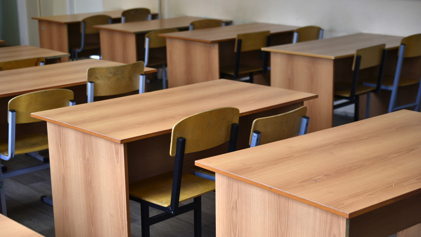 С воткнувшего ручку в глаз школьнице мальчика в Приморье требуют 3 млн рублей