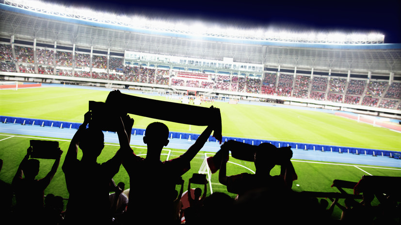 Польским фанатам мешали пронести баннер о Волынской трагедии на матч «Легии» с «Шахтёром»