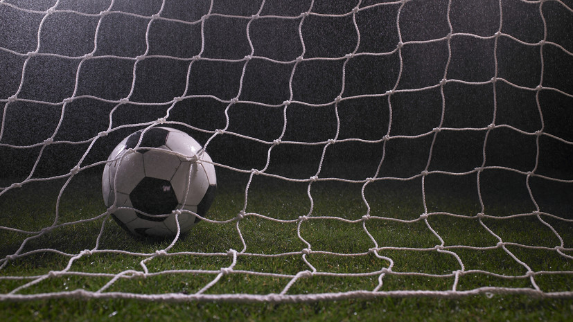 Футбольный матч во Франции перенесли из-за тропического шторма