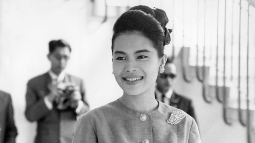 Умерла мать короля Таиланда Сирикит