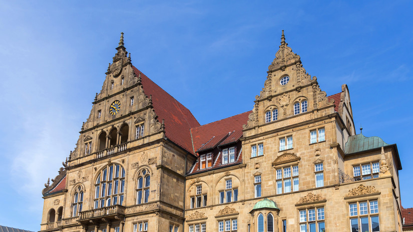 Bild: в ФРГ около 4 тысяч человек вышли на митинг после слов Мерца о миграции