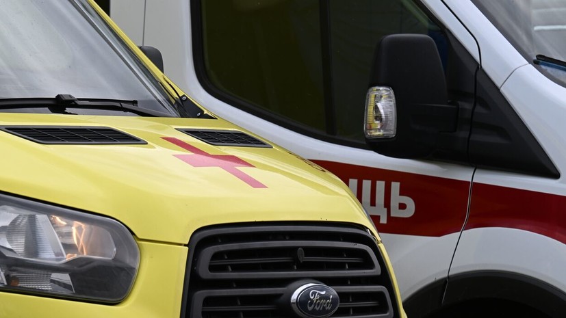 Четыре человека пострадали в ДТП с автобусом и фурой в Приамурье