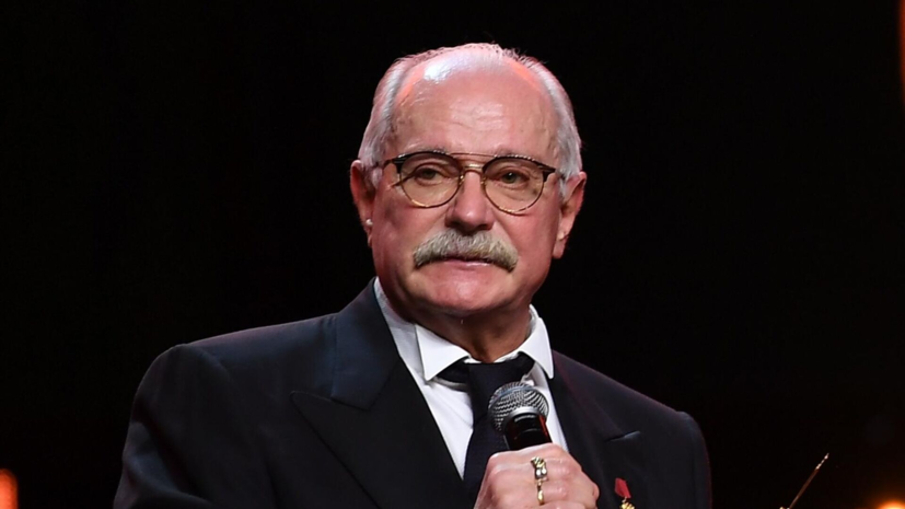 Путин: Михалкову удаётся позитивно влиять на миллионы людей разных поколений