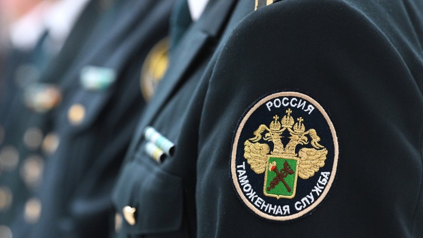 Таможенники пресекли ввоз в Россию более 700 кг санкционного шоколада