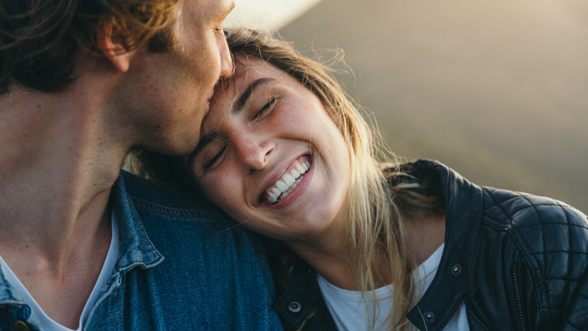 Психолог Метлова рассказала о сезонном эффекте в романтических отношениях