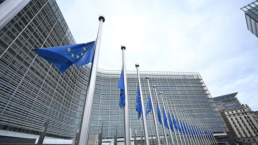 Шойгу: Запад хочет расколоть Россию на десятки государственных образований