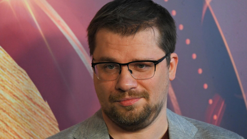 Гарик Харламов отреагировал на смерть резидента Comedy Club Попова