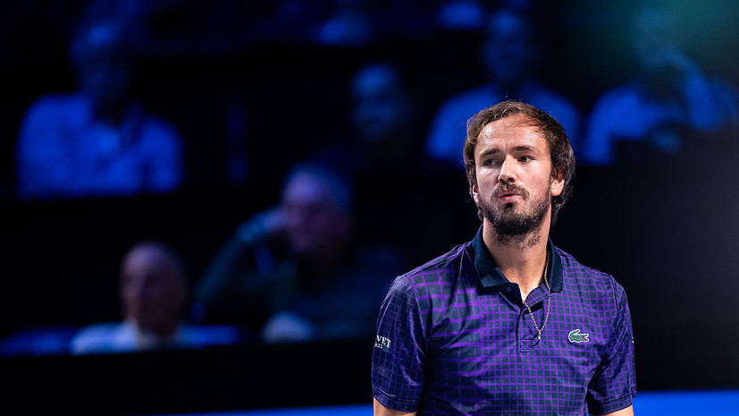 Медведев победил Мунара и вышел во второй круг «Мастерса» в Париже