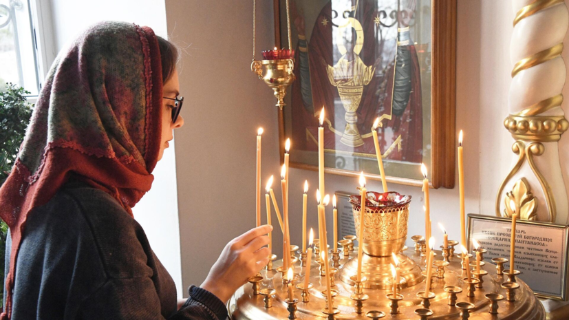 Священник объяснил, что происходит с записками о здравии и упокоении в церкви