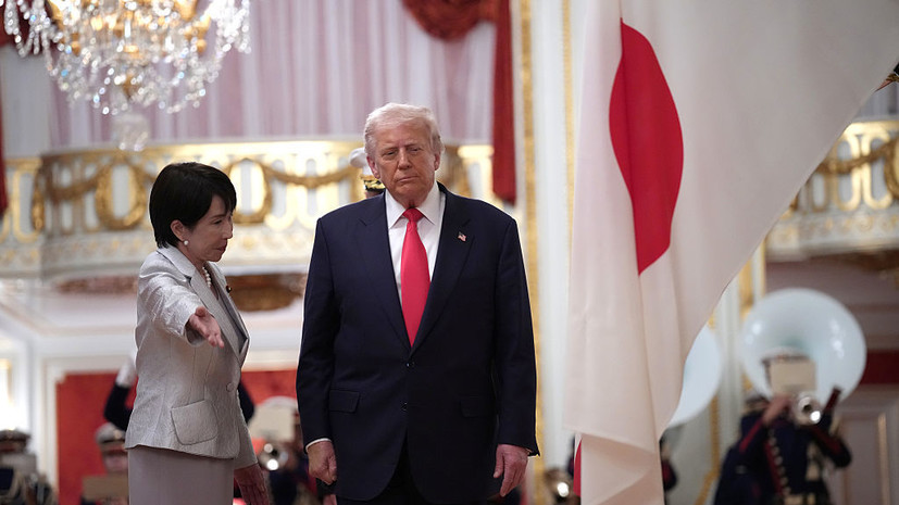 Премьер Японии заявила Трампу, что запретить импорт российского СПГ будет сложно