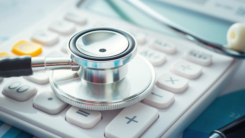 Экономист Мосягин: зарплаты в медицине превысят 200 тысяч рублей в 2026 году