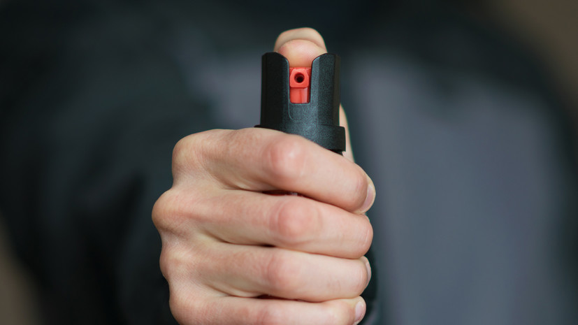 Адвокат пояснил, в каких ситуациях можно использовать газовый баллончик