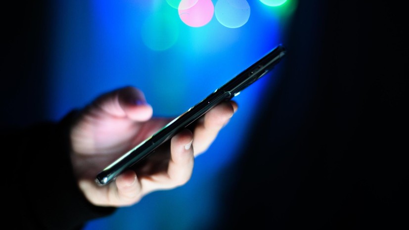 РБК: в России стали ограничивать регистрацию в Telegram и WhatsApp