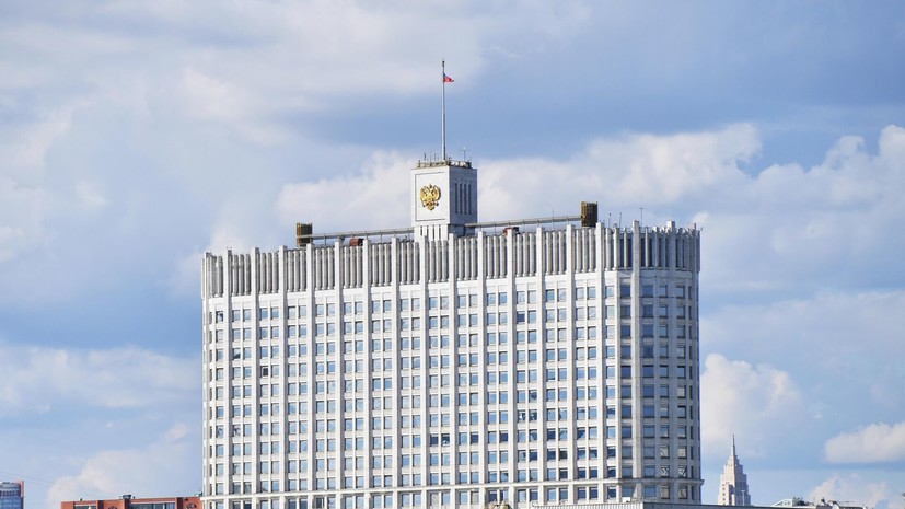 В КПРФ предложили повысить МРОТ до 45 тысяч рублей с 2026 года