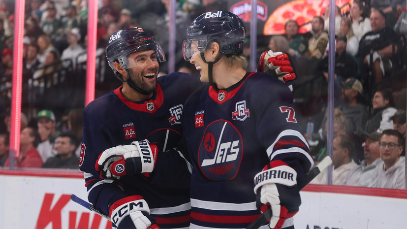 Гол Наместникова помог «Виннипегу» нанести поражение «Чикаго» в НХЛ