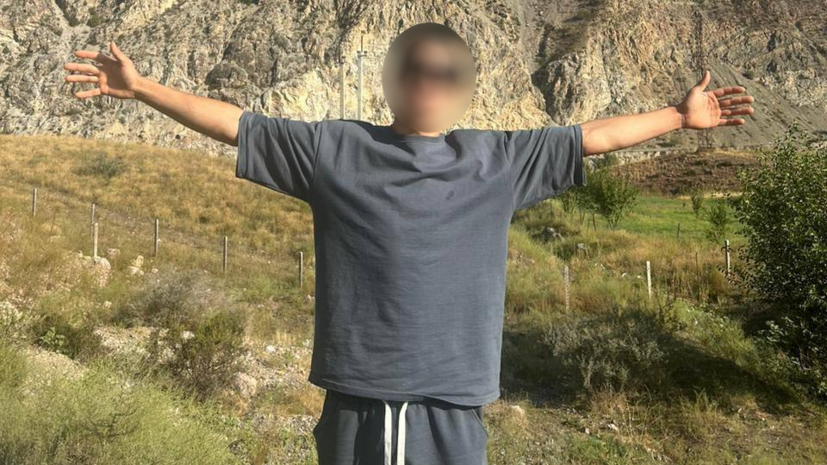 «Он был уверен, что полиция его не вычислит»: в Екатеринбурге сын признался в обезглавливании собственной матери «Он был уверен, что полиция его не вычислит»: в Екатеринбурге сын признался в обезглавливании собственной матери