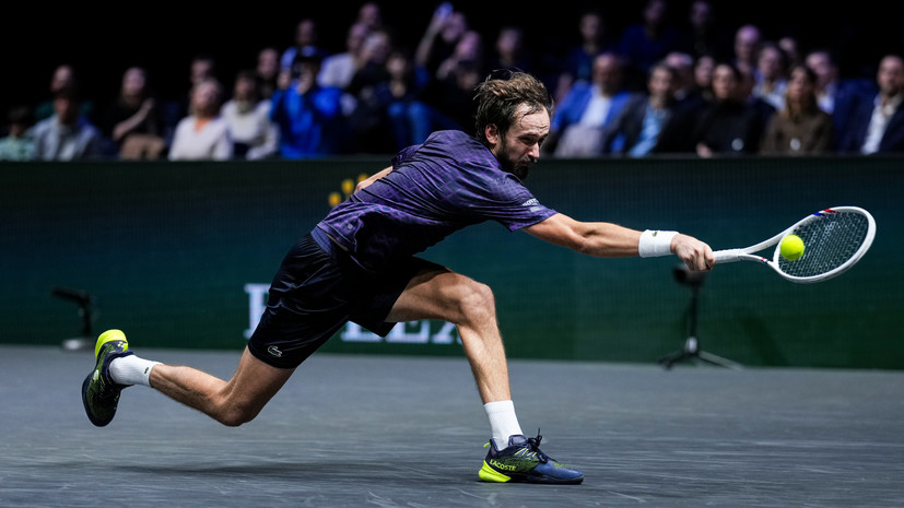 Прощай, Итоговый турнир: Медведев не реализовал два матчбола и проиграл Звереву в четвертьфинале «Мастерса» в Париже