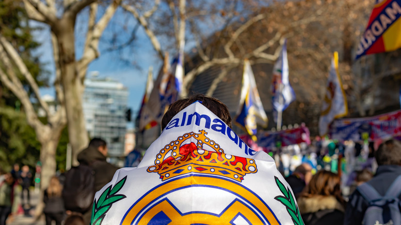 Болельщик «Реала» умер после не забитого Мбаппе пенальти в игре с «Барселоной»