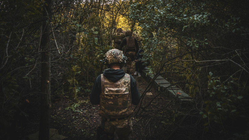 МО: окружённые в Красноармейске боевики ВСУ начали сдаваться в плен