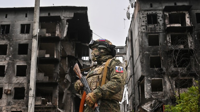 Боуз: западные СМИ три года лгали, что Россия воюет лопатами