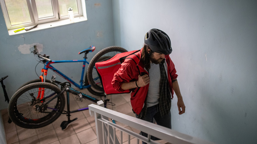 Россиянам за хранение колясок и велосипедов в подъездах может грозить штраф