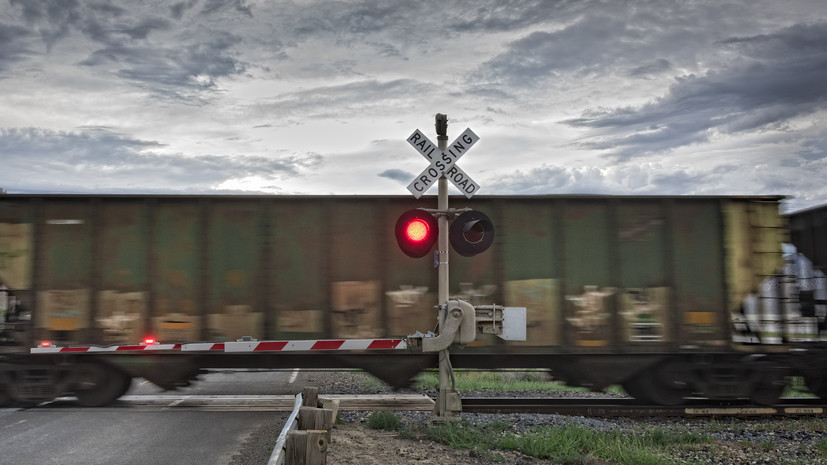 В Чехии из-за кражи кабелей на железной дороге остановили десятки поездов