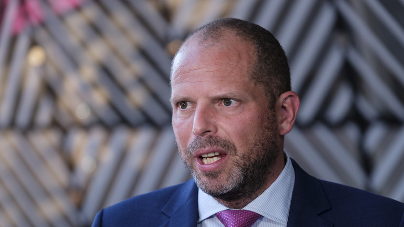 Глава МО Бельгии обвинил СМИ в искажении его слов о «стирании Москвы с карты»