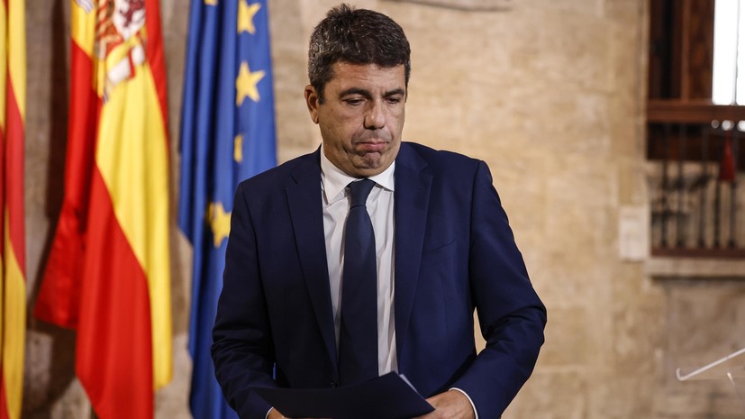 Guardian: глава Валенсии Масон покинул пост из-за плохой борьбы с наводнениями