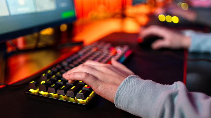 Глава ФКС назвал условие для полного допуска российских киберспортсменов к международным турнирам
