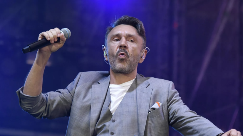 Шнуров прокомментировал новую волну интереса к песням Булановой и Кадышевой