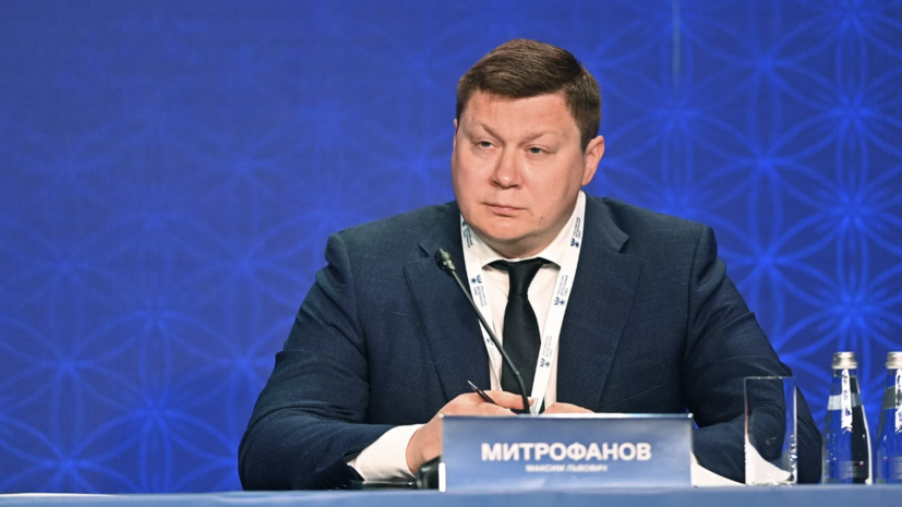 Митрофанов: негатива от совмещения постов Карпиным мы пока не видим